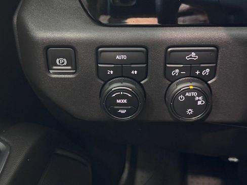 Certified 2022 Chevrolet Silverado 1500 LT image 21