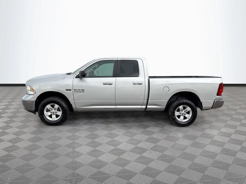 Used 2017 RAM 1500 SLT RWD image 8