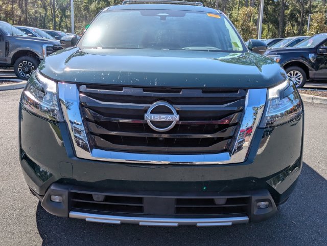 Used 2022 Nissan Pathfinder SL w/ SL Premium Package FWD image 8