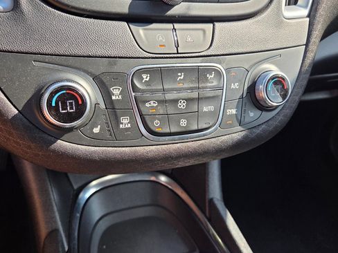 Used 2024 Chevrolet Malibu LT FWD image 22