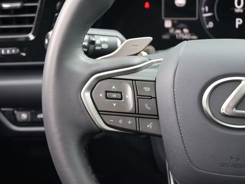 Used 2025 Lexus NX 250 FWD w/ Accessory Package (2T) image 19