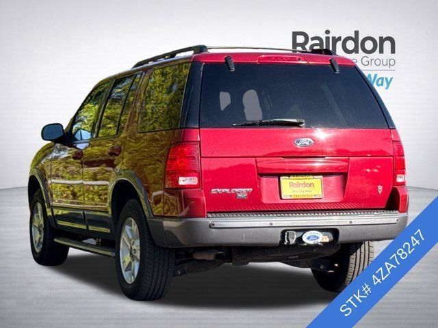 Used 2004 Ford Explorer XLT AWD/4WD image 4