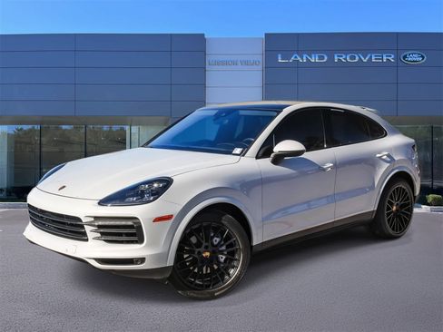 Used 2020 Porsche Cayenne image 1