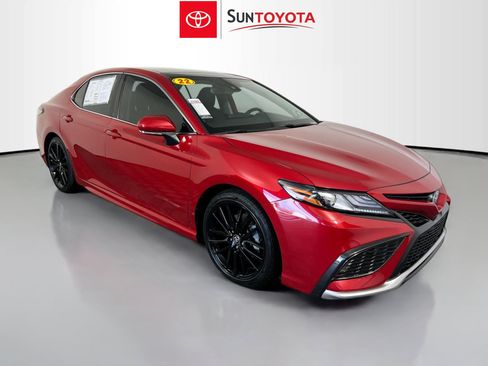 Used 2022 Toyota Camry XSE image 1