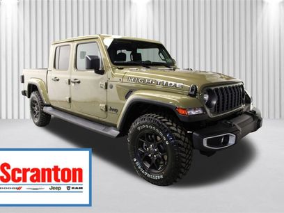 New 2025 Jeep Gladiator Sport