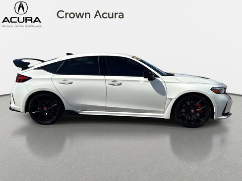 Used 2024 Honda Civic Type R image 5