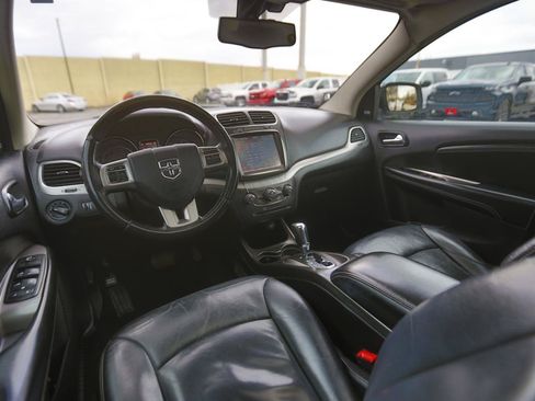 Used 2015 Dodge Journey Crossroad w/ Driver Convenience Group AWD/4WD image 11