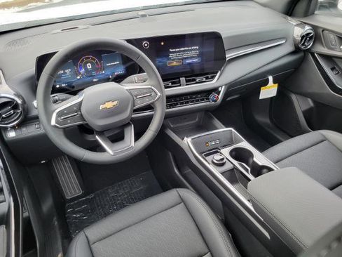 New 2026 Chevrolet Equinox LT w/ Convenience Package II image 24