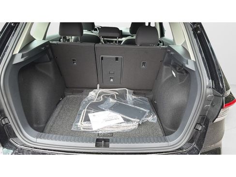 New 2026 Volkswagen Taos S FWD image 9