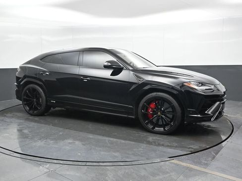 Used 2024 Lamborghini Urus S image 10