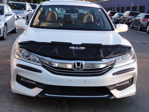 Used 2017 Honda Accord EX-L image 27