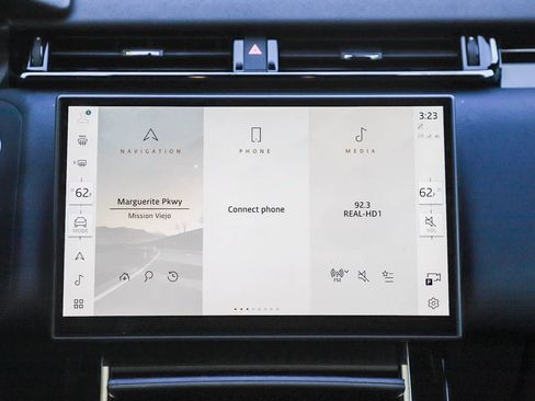 Certified 2025 Land Rover Range Rover Velar Dynamic SE AWD/4WD image 14