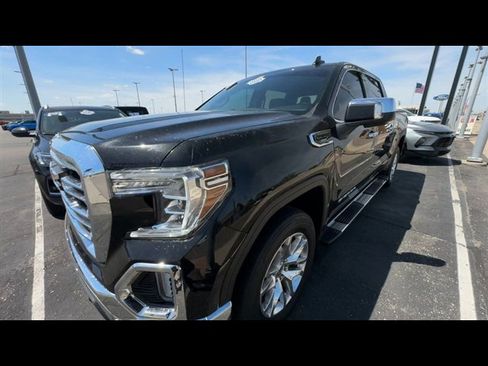 Used 2021 GMC Sierra 1500 SLT w/ SLT Premium Plus Package AWD/4WD image 4