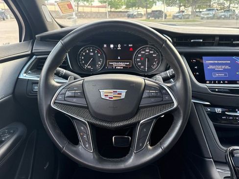 Certified 2023 Cadillac XT5 Sportv w/ Technology Package AWD/4WD image 13