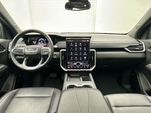 Certified 2024 GMC Acadia Elevation AWD/4WD image 16