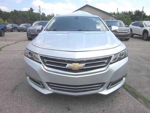 Used 2019 Chevrolet Impala Premier FWD image 8