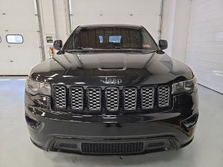 Used 2018 Jeep Grand Cherokee Altitude video 2