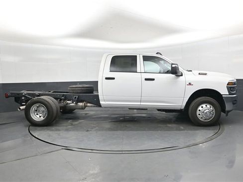 New 2026 RAM 3500 Tradesman w/ Chrome Appearance Group image 2