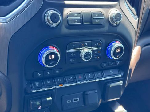 Used 2020 GMC Sierra 2500 Denali w/ Denali Ultimate Package AWD/4WD image 13