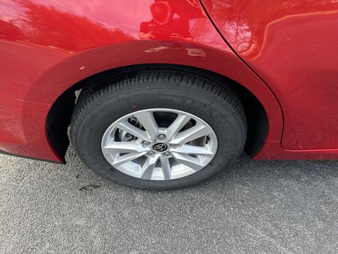 New 2025 Toyota Camry LE w/ Convenience Package image 11