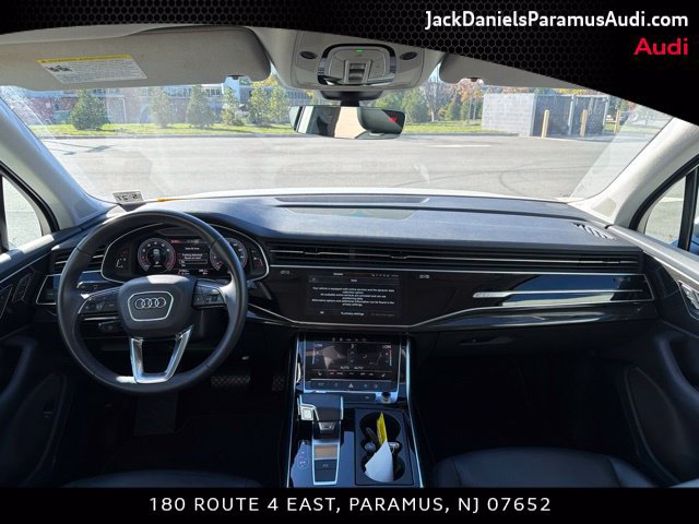Used 2022 Audi Q7 3.0T Premium Plus w/ Premium Plus Package AWD/4WD image 9