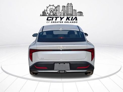 New 2026 Kia K4 FWD image 5