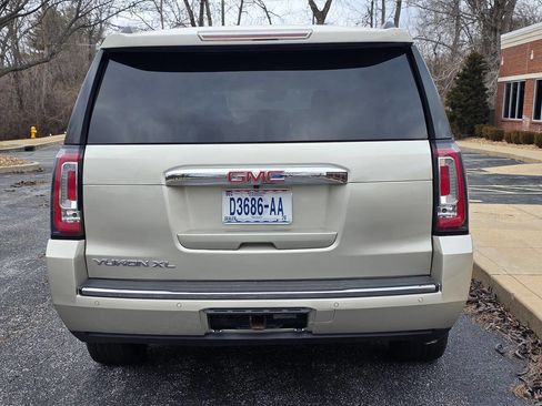 Used 2016 GMC Yukon XL Denali w/ Open Road Package image 6