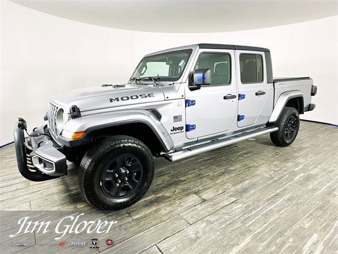 Used 2020 Jeep Gladiator Sport w/ Quick Order Package 24S image 4