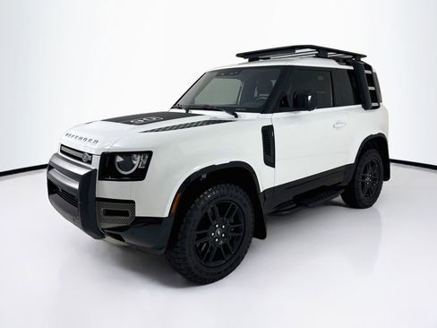 Used 2022 Land Rover Defender 90 X-Dynamic S AWD/4WD image 3