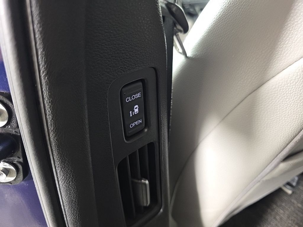 Used 2023 Honda Odyssey EX-L image 30