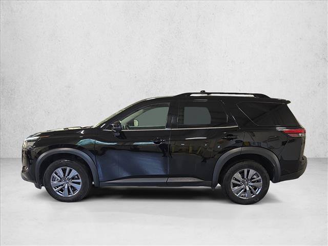 Used 2025 Nissan Pathfinder SV AWD/4WD image 8