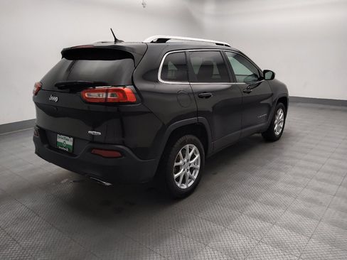 Used 2015 Jeep Cherokee Latitude w/ Comfort/Convenience Group FWD image 10