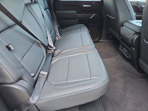 Used 2022 GMC Sierra 3500 SLT w/ Gooseneck/5TH Wheel Package image 20