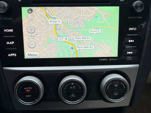 Used 2015 Subaru Crosstrek Touring image 39