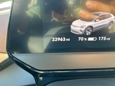 Certified 2023 Volkswagen ID.4 Pro image 10