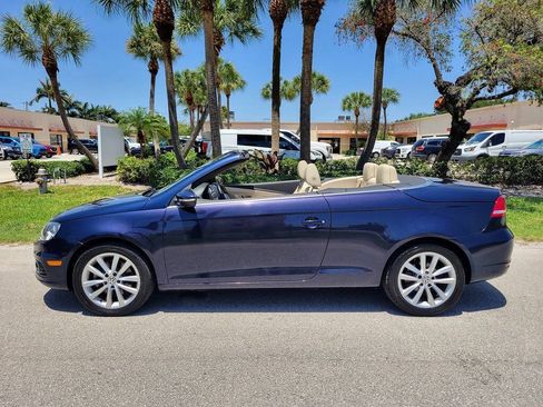 Used 2012 Volkswagen Eos Komfort FWD image 12