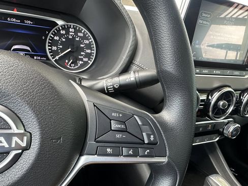 Used 2025 Nissan Sentra SV w/ Trunk Package FWD image 17