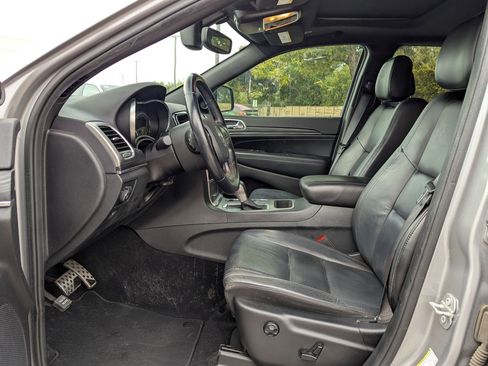 Used 2020 Jeep Grand Cherokee Limited image 10