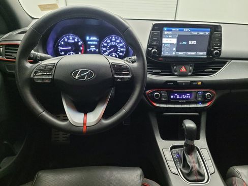 Used 2018 Hyundai Elantra GT Sport FWD image 22