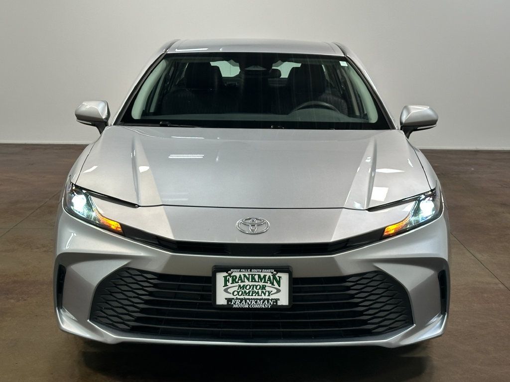 Used 2025 Toyota Camry LE FWD image 36