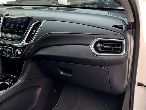Used 2022 Chevrolet Equinox Premier image 13
