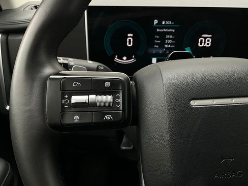 Used 2025 Hyundai Santa Fe SEL image 32