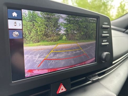 Certified 2025 Hyundai Elantra Sport FWD image 27