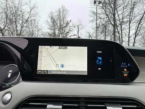 Used 2022 Hyundai Palisade Calligraphy image 19