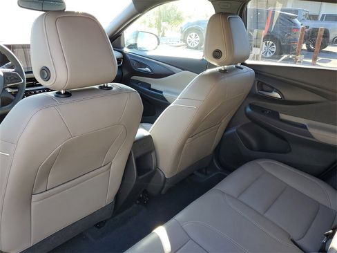 Certified 2024 Buick Envista Avenir image 11