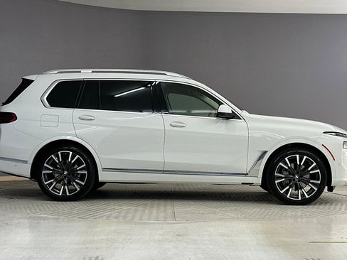 New 2026 BMW X7 xDrive40i image 7