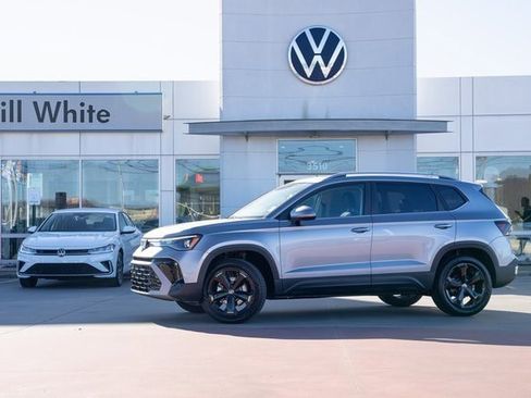 New 2026 Volkswagen Taos SEL image 1