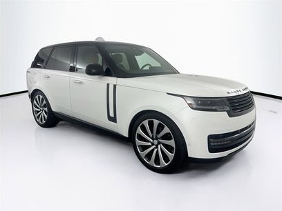 Used 2025 Land Rover Range Rover SE