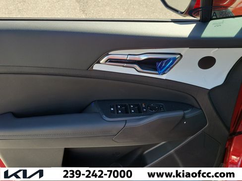 New 2027 Kia Sportage EX FWD image 24