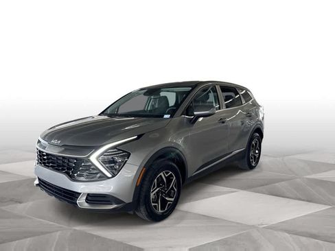 Used 2025 Kia Sportage LX AWD/4WD image 4